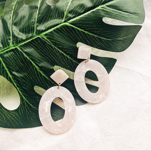 White Tortoise Shell Oval Drop Earrings - Picture 3 of 5